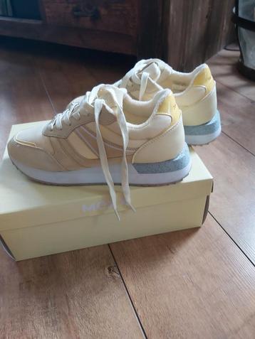 MEXX SNEAKERS TYPE JAZZY MAAT 41 beschikbaar voor biedingen
