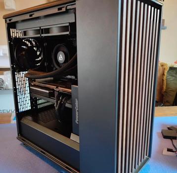 High-End Gaming PC - R9-7950X, RX6950XT, 32GB RAM, 3.5TB SSD beschikbaar voor biedingen