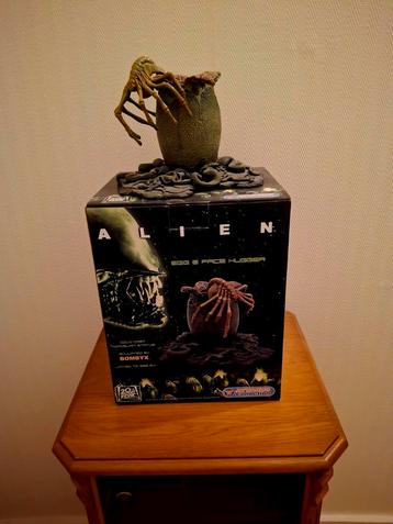 ≥ Alien Egg Facehugger Attakus - Limited Edition — Film en Tv