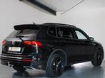 Volkswagen Tiguan Allspace 1.5 TSI R-line, 7-Persoons, Black, Auto's, Volkswagen, 150 pk, 7 stoelen, Zwart, Leder