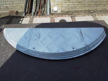 Aluminium traptrede  trapmaantjes beschikbaar voor biedingen