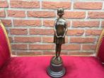 prachtig bronzen beeld, BEDTIME GIRL, Antiek en Kunst, Ophalen of Verzenden