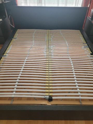 Ikea Malme bed 160/200 met bijpassende 2 nachtkasjes beschikbaar voor biedingen