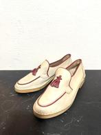 : YV3145: Vintage 70/80s Loafers Instappers Size: 39.5, Gedragen, Beige, Ophalen of Verzenden, Instappers