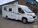 Carado V337 Zo goed als nieuw !, Caravans en Kamperen, Campers, Koelkast, Startonderbreker, Bedrijf, Tot en met 3