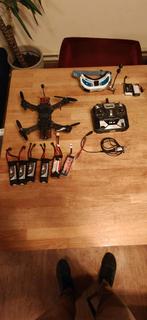 FPV drone + fatshark + radio + alles, Audio, Tv en Foto, Drones, 250 tot 900 gram, Gebruikt, Basiskwaliteit, 100 tot 1000 meter