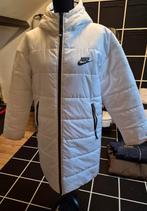 Nike winterjas, Kleding | Dames, Jassen | Winter, Ophalen of Verzenden, Zo goed als nieuw, Maat 38/40 (M), Zwart