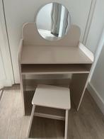 Petite Amelie Kaptafel met Krukje, Ophalen, Minder dan 75 cm, Zo goed als nieuw, Voetruimte