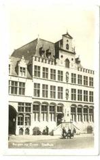 AK Bergen op Zoom - Stadhuis, Verzamelen, Ansichtkaarten | Nederland, Verzenden, 1940 tot 1960, Gelopen, Noord-Brabant