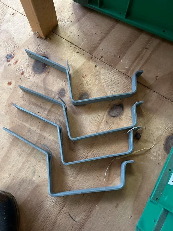 Bakgoot beugels zink B37 Dakbeschot- Nieuw!, Doe-het-zelf en Verbouw, Buizen en Afvoer, Nieuw, Dakgoot, Zink, Minder dan 2 meter