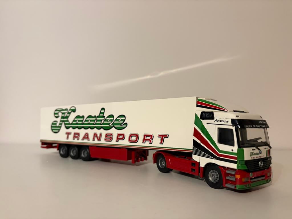 Mercedes Actros Kaatee Transport Tekno, Hobby en Vrije tijd, Modelauto's | 1:50, Ophalen of Verzenden, Zo goed als nieuw, Bus of Vrachtwagen