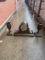 artdeco amsterdamse school klokstel pendule met vazen, Ophalen of Verzenden