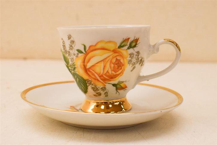 Tirschenreuth porseleinen kop en schoteltje 48346, Huis en Inrichting, Keuken | Servies, Gebruikt, Bord(en), Wedgwood, Aardewerk