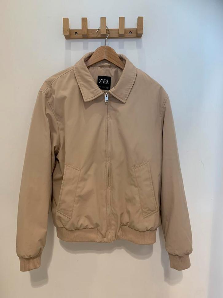 Gewatteerd bomberjack ZARA maat M ecru, Kleding | Heren, Jassen | Winter, Zo goed als nieuw, Maat 48/50 (M), Beige, Ophalen of Verzenden