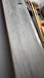 Grijze laminaat gratis!, Huis en Inrichting, Stoffering | Vloerbedekking, Ophalen, Zo goed als nieuw