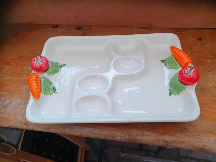 Aparte serveerschaal/serveerschaal met vakjes/hapjes schaal, Antiek en Kunst, Curiosa en Brocante, Ophalen of Verzenden