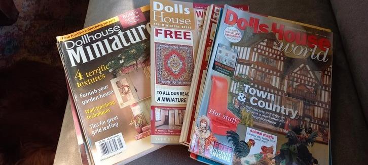 17 Engelstalige Poppenhuis Tijdschriften, Boeken, Tijdschriften en Kranten, Gelezen, Overige typen, Ophalen of Verzenden