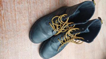 Dr. Martens Combs 45 beschikbaar voor biedingen