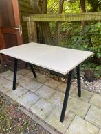 Bureau, Ophalen, Zo goed als nieuw
