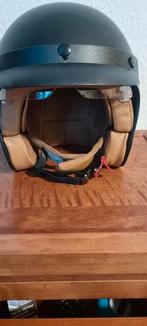 Helm, Ophalen, Zo goed als nieuw