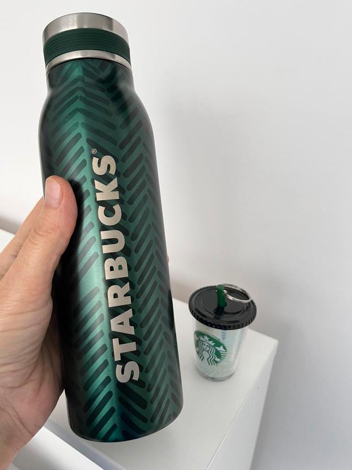 Starbucks warm en koud thermofles en sleutelhanger nieuw, Sport en Fitness, Bidons, Nieuw, Ophalen of Verzenden