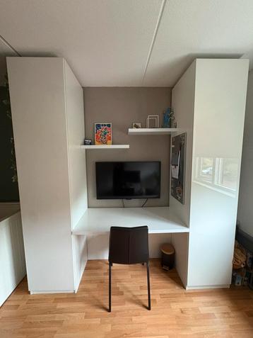 PAX Kast IKEA (incl. bureau), Wit, 1.36mX50cmX60cm beschikbaar voor biedingen