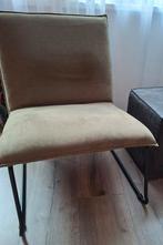 Mooie brede fauteuil, Huis en Inrichting, Banken | Voetenbanken en Poefen, Ophalen of Verzenden, Gebruikt, Rond, Stof