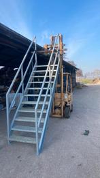 Stalen trap, Ophalen, Zo goed als nieuw, 2 tot 4 meter