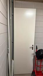 Nieuwe deur met kozijn, Doe-het-zelf en Verbouw, Deuren en Horren, Ophalen, 80 tot 100 cm, 215 cm of meer, Binnendeur