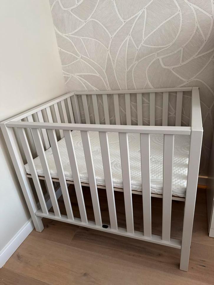 Box Fleur TWF Clay met matras tencel, Kinderen en Baby's, Boxen, Zo goed als nieuw, Ophalen