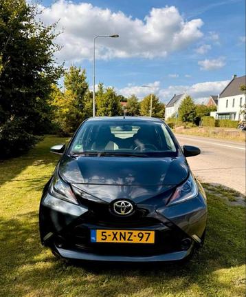 Toyota Aygo 1.0 12V Vvt-i Ddrs 2014 Grijs beschikbaar voor biedingen