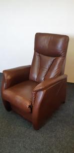 Elektrische relaxfauteuil met sta op, leder cognac, Ophalen of Verzenden, Gebruikt, 75 tot 100 cm, 50 tot 75 cm