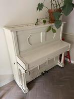 IBach piano gratis op te halen., Muziek en Instrumenten, Piano's, Ophalen of Verzenden, Gebruikt, Wit, Piano