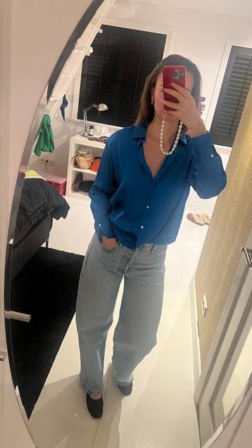 Blauwe satijnen blouse van de Zara beschikbaar voor biedingen