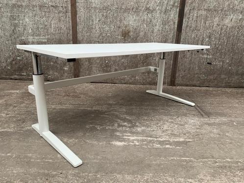 zo goed als nieuwe slinger verstelbare bureau's 180x80cm wit, Huis en Inrichting, Bureaus, Zo goed als nieuw, In hoogte verstelbaar