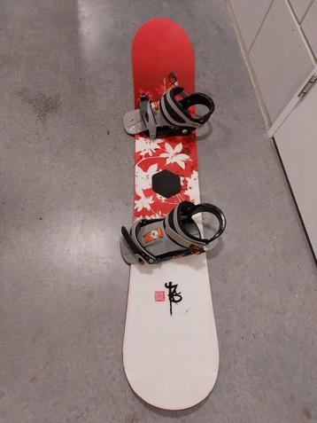 Snowboard (Rossignol) + bindingen (Burton). beschikbaar voor biedingen