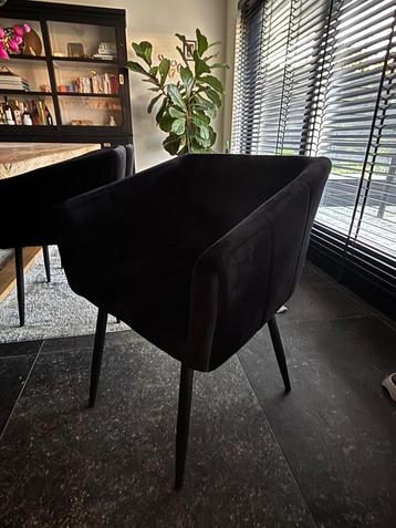 6 zwarte velvet eetkamerstoelen beschikbaar voor biedingen