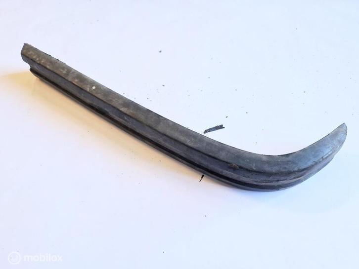 Bumper rubber voorbumper bumperhoek Volvo 142 144 145 164, Auto-onderdelen, Carrosserie en Plaatwerk, Bumper, Volvo, Voor, Gebruikt