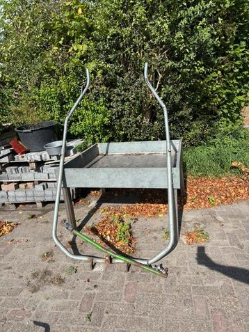 Ruilen voor wat lekker. Lamoen E pony/ paard beschikbaar voor biedingen