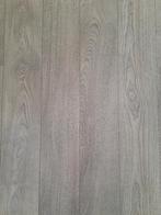 Grijze Laminaatvloer, circa 60 m2, Ophalen, Gebruikt, 50 tot 150 cm, 10 m² of meer