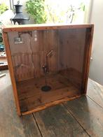 KUNST INSTALLATIE HOUTEN BOX NUMMER SAXOFOON, Ophalen