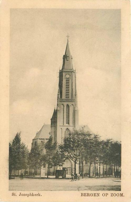 (388-577-021) Bergen op Zoom St Jozephkerk, Verzamelen, Ansichtkaarten | Nederland, Noord-Brabant, Verzenden