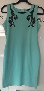 Nieuw jurk turquoise blauw met zwart paillet 38 M tricotstof, Maat 38/40 (M), Blauw, Nieuw, Ophalen of Verzenden