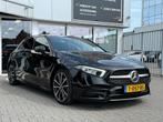 Mercedes-Benz A-klasse 200 Launch Edition Premium Plus AMG, Gebruikt, 4 cilinders, Leder en Stof, Bedrijf