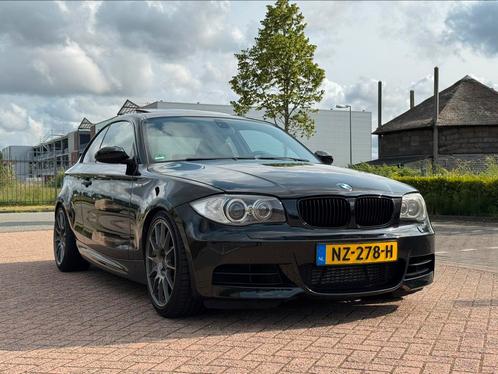 BMW 135i coupe 2008 Zwart e82 handgeschakeld, Auto's, BMW, Particulier, 1-Serie, Benzine, Coupé, Handgeschakeld, Geïmporteerd