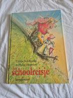 Tjibbe Veldkamp - Het schoolreisje, Ophalen of Verzenden, Zo goed als nieuw, Tjibbe Veldkamp