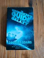 The Hitchhiker's Guide to the Galaxy - Douglas Adams, Gelezen, Fictie, Ophalen of Verzenden, Douglas Adams