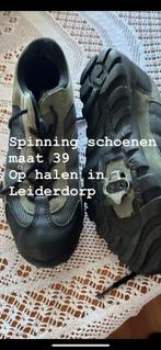 Spinning schoenen maat 39, Kleding | Dames, Schoenen, Ophalen, Zo goed als nieuw, Sportschoenen