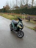 Piaggio zip 70cc €1200,- DEZE WEEK OPHALEN!, Fietsen en Brommers, Ophalen, Zo goed als nieuw, Tweetakt, Zip