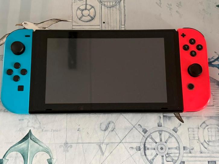 Nintendo Swich, Spelcomputers en Games, Spelcomputers | Nintendo Switch, Zo goed als nieuw, Switch Original, Met 1 controller